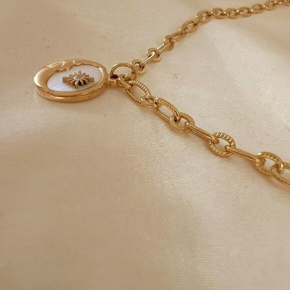 18K Gold Plated crescent Moon Mother Of Pearl Necklace Stainless Steel jewelry - Picture 7 of 12